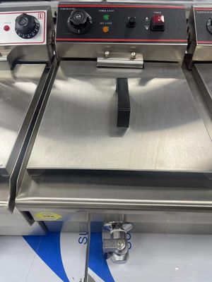 Hoteles Industriales Restaurantes Suministros 13L Fritar eléctrico de plata con 1 tanque 1 cesta