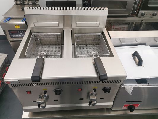 Máquina de freír de gas de gran tamaño industrial de 18L con 2 tanques y 2 cestas