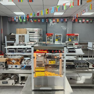 NO Máquina de palomitas de maíz de acero inoxidable controlada por aplicación para palomitas de maíz eléctricas comerciales