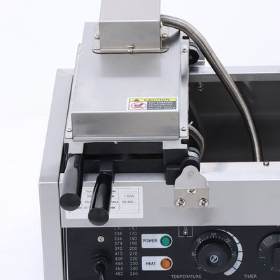 Conveniente fabricante comercial de waffles Taiyaki con panel digital y control de temperatura